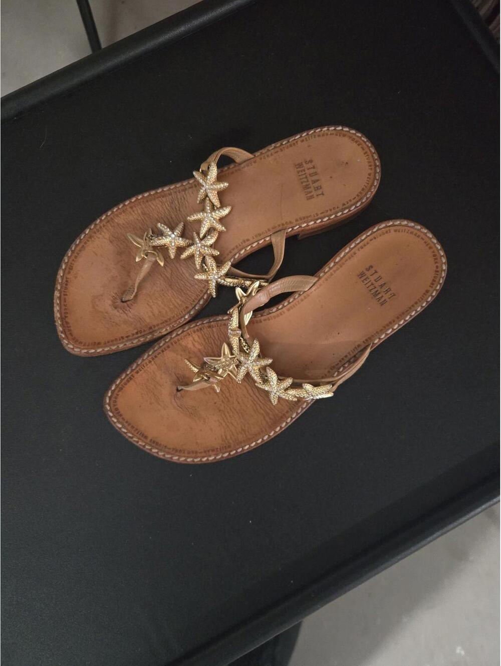 Stuart Weitzman Starfish Crystal Thong Sandals - Women's Size 6 - Picture 3 of 4